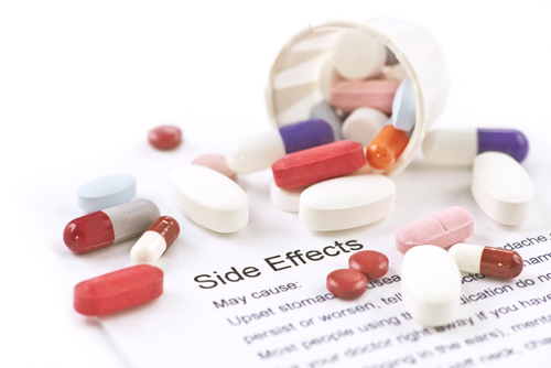 研究：米国薬の多くが承認後に副作用の表面化